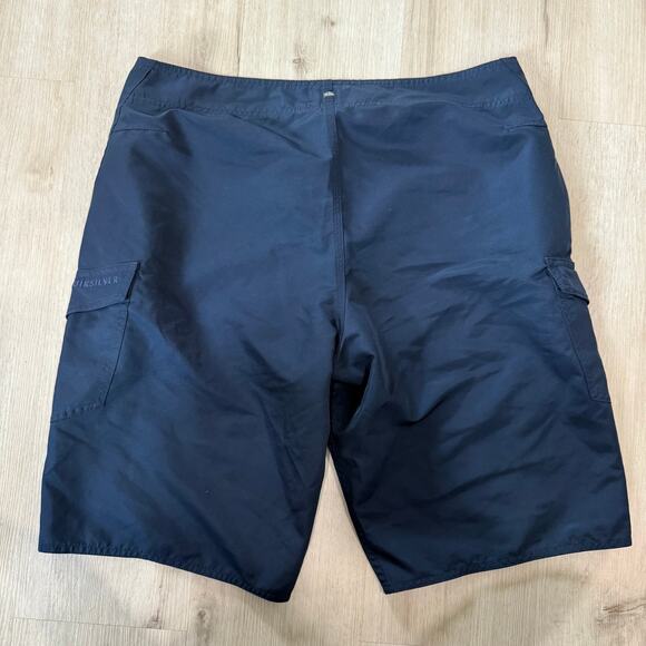 Quicksilver Men's Navy Blue BoardShorts Swim Trunks Size 36 - Picture 3 of 3
